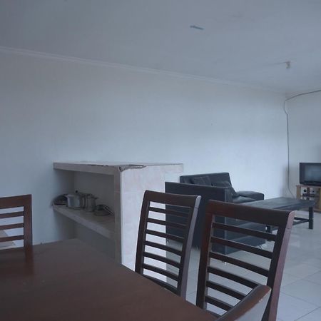 Oyo Life 92977 Neba Kost Aesthetic Hotel Peladen Exterior foto
