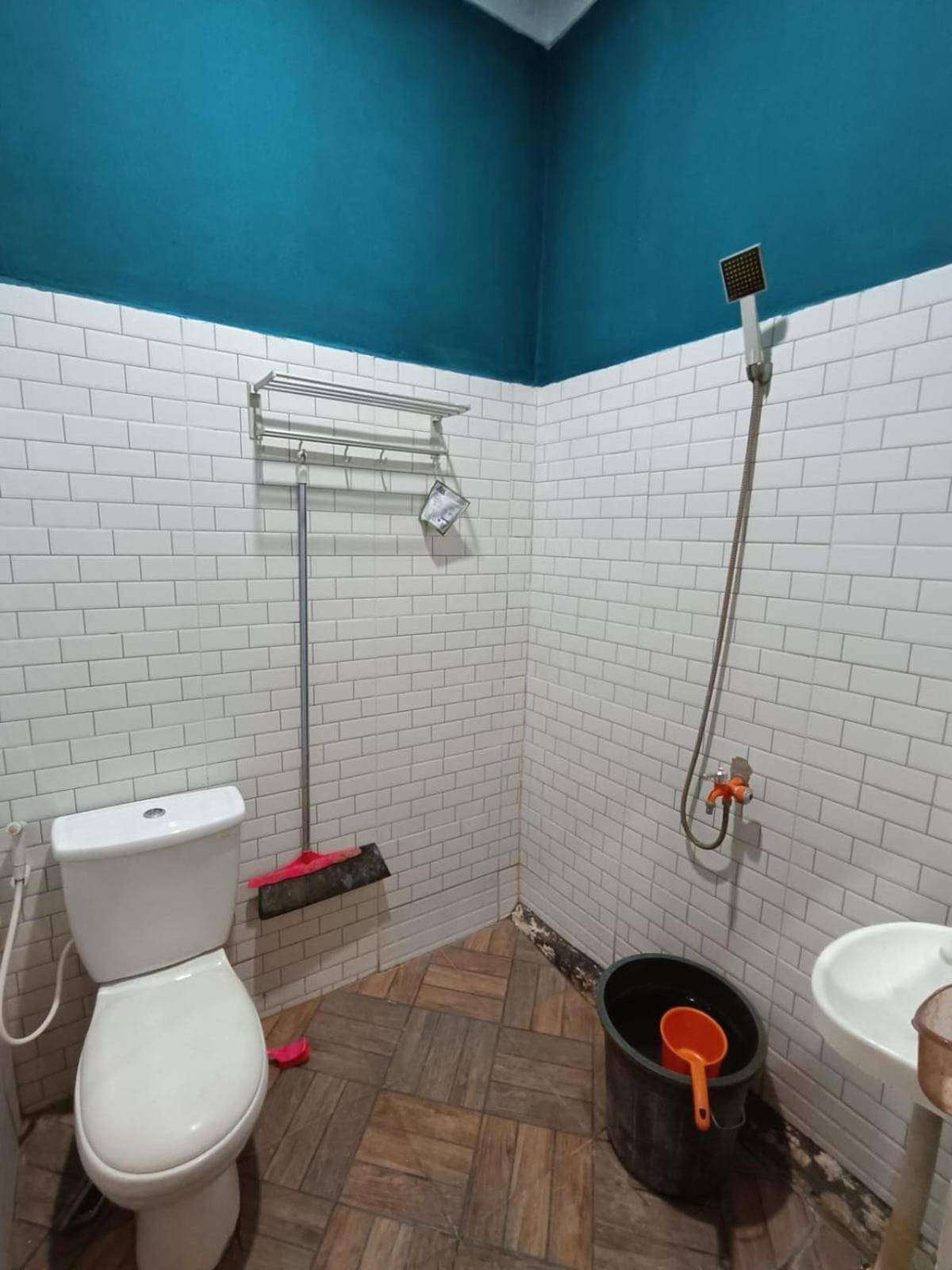 Oyo Life 92977 Neba Kost Aesthetic Hotel Peladen Exterior foto